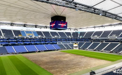Eintracht Frankfurt Fussball Stadion_LED Video Würfel bild blau_Pro Video