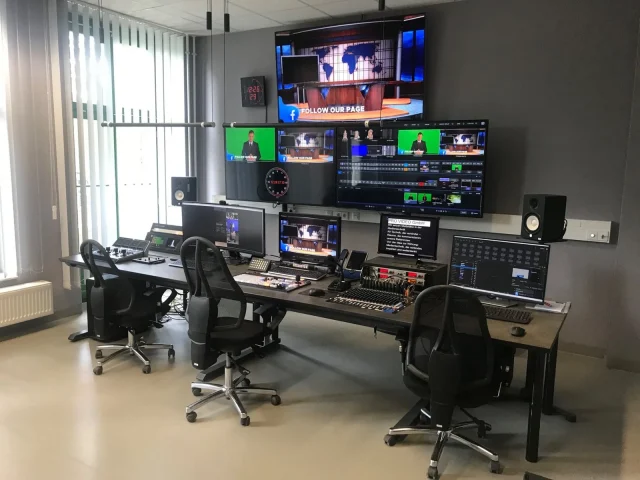 PRO VIDEO GmbH: Studioregie mit UHD-Multiview, 12G-SDI-Matrix und Audioeinbindung