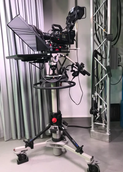 PRO VIDEO GmbH: UHD-Studiokamera mit Teleprompter im TV-Studio der Hochschule Magdeburg-Stendal