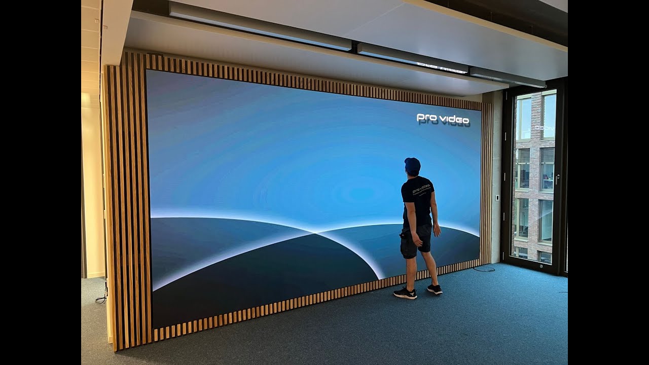 Ledwand mit einem Pixelpitch von 0,9 - Diese einzigartige Wand ist bei der Uni Bremen zu sehen. Ein Projekt von pro video GmbH Berlin